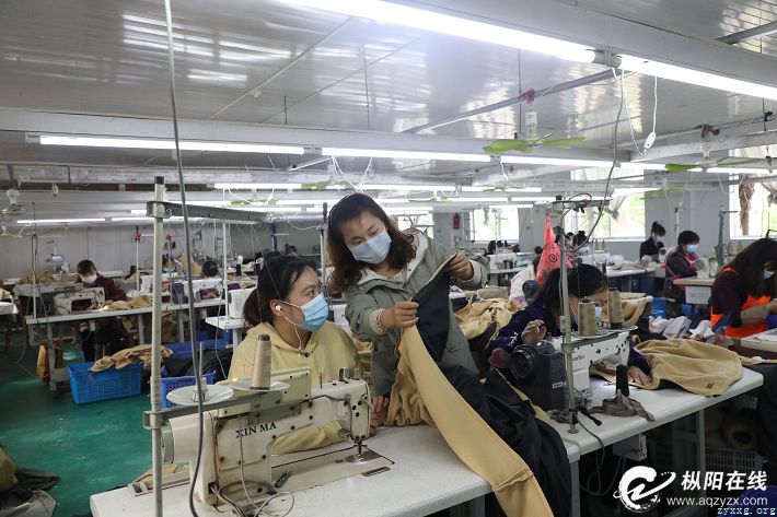 企业复工助民工 “家门口”就业